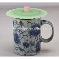 Eco-friendly FDA approuvé Food Grade Gift Suction Sealing Coffee Tea Mug Céramique Silicone Cup Couvercle Couverture